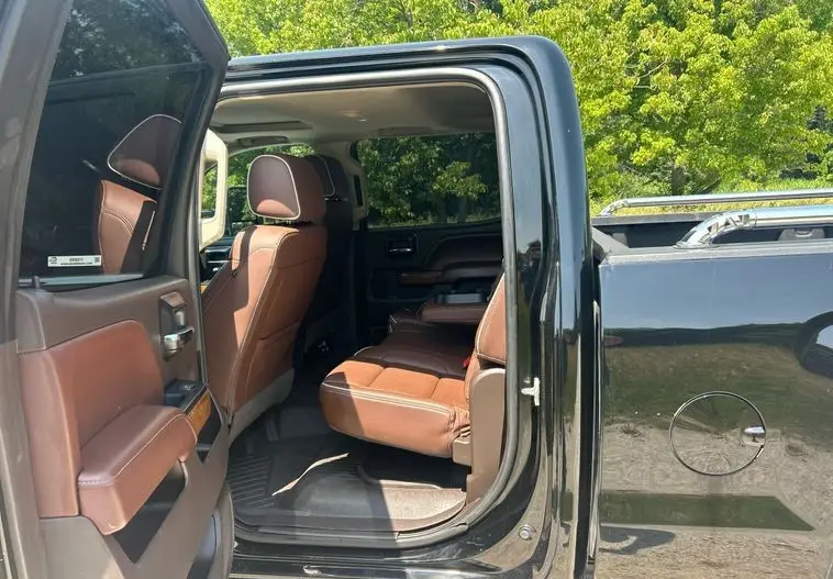 2019 Chevrolet Silverado 3500HD photo 38