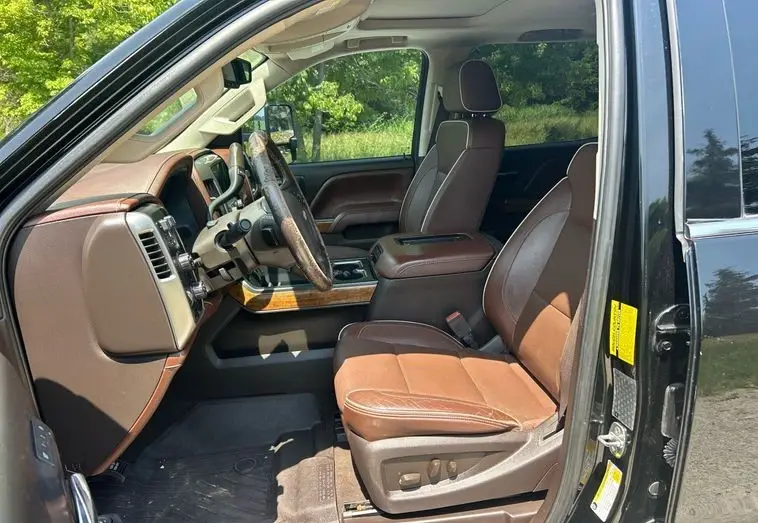 2019 Chevrolet Silverado 3500HD photo 17