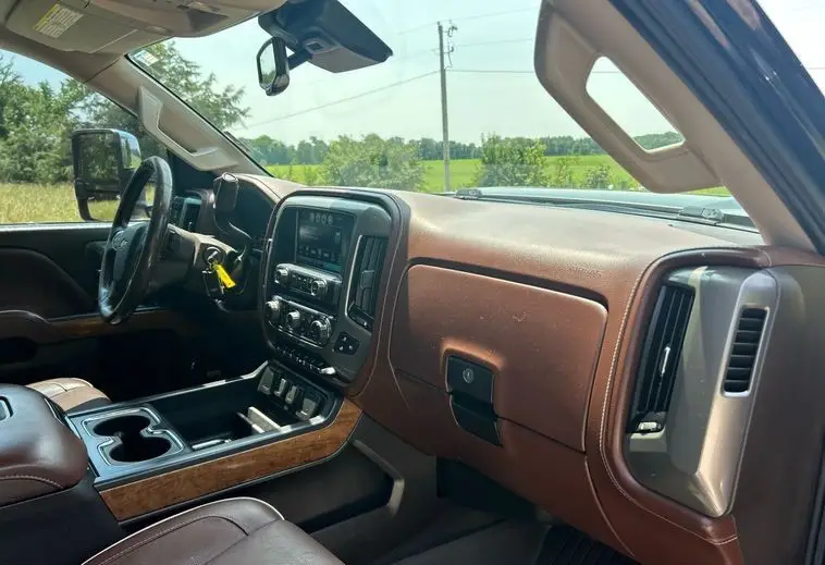 2019 Chevrolet Silverado 3500HD photo 28