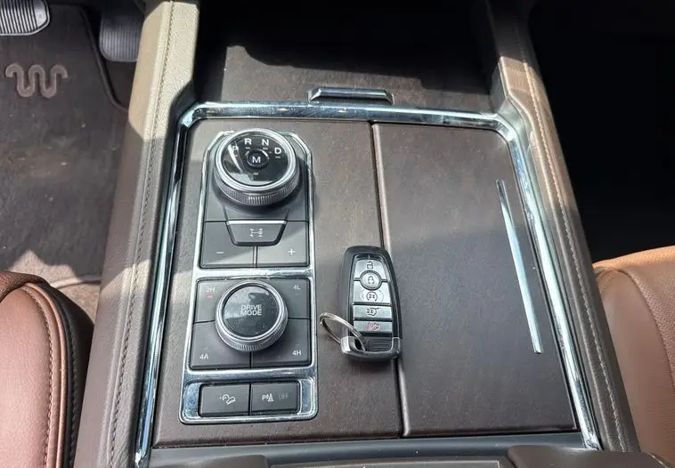 2024 Ford Expedition King Ranch SUV photo 25