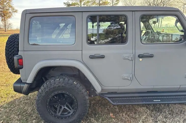 2021 Jeep Wrangler SUV photo 16