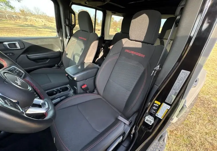 2021 Jeep Wrangler SUV photo 47