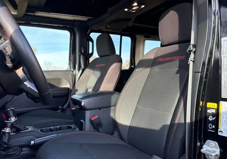 2021 Jeep Wrangler SUV photo 34