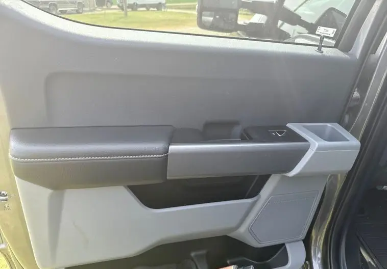 2023 Ford F250 Super Duty XLT photo 54