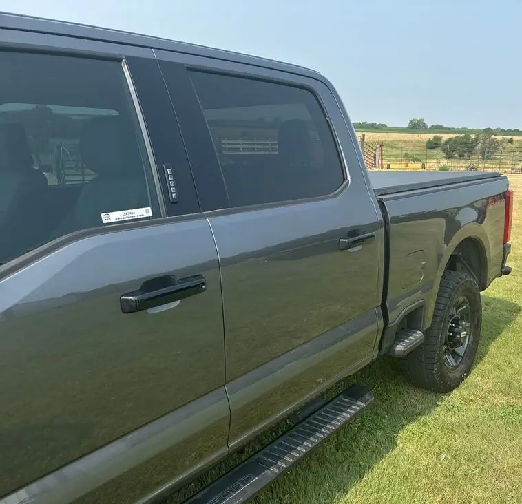 2023 Ford F250 Super Duty XLT photo 8