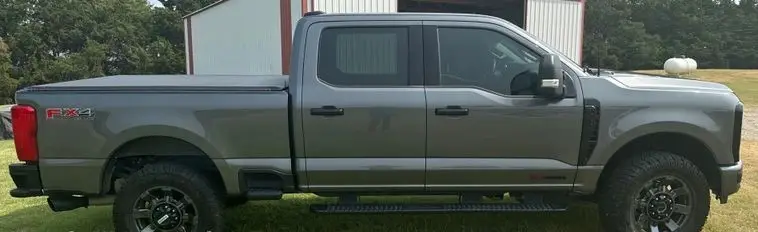 2023 Ford F250 Super Duty XLT photo 4