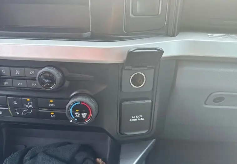 2023 Ford F250 Super Duty XLT photo 44