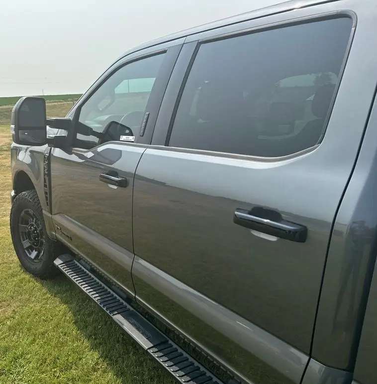 2023 Ford F250 Super Duty XLT photo 9