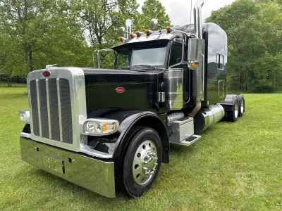 2023 PETERBILT 389